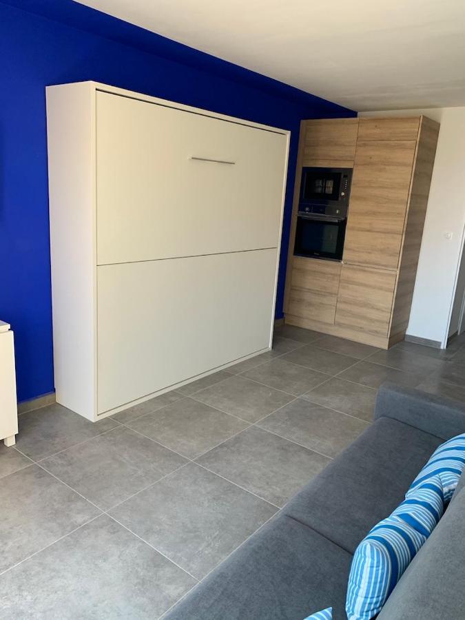 L'Effet Mer, Duplex Sur Le Port Avec Ses 2 Terrasses Vue Mer Hyeres Exterior photo